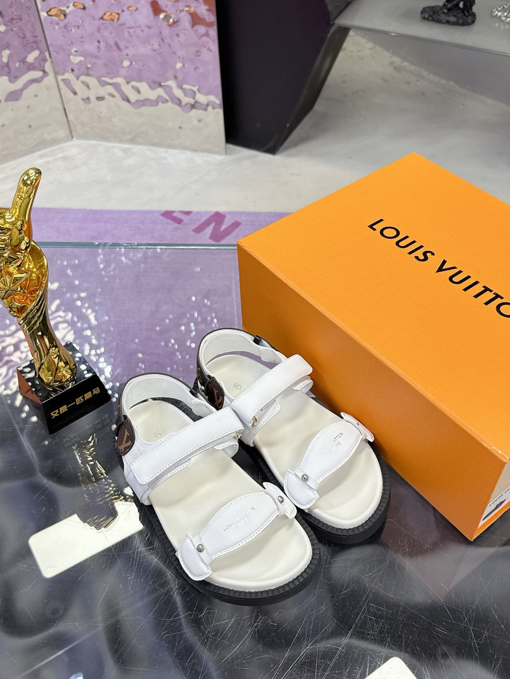 LV 26S SPORT SANDALS IN WHITE AND DARK BROWN CALFSKIN