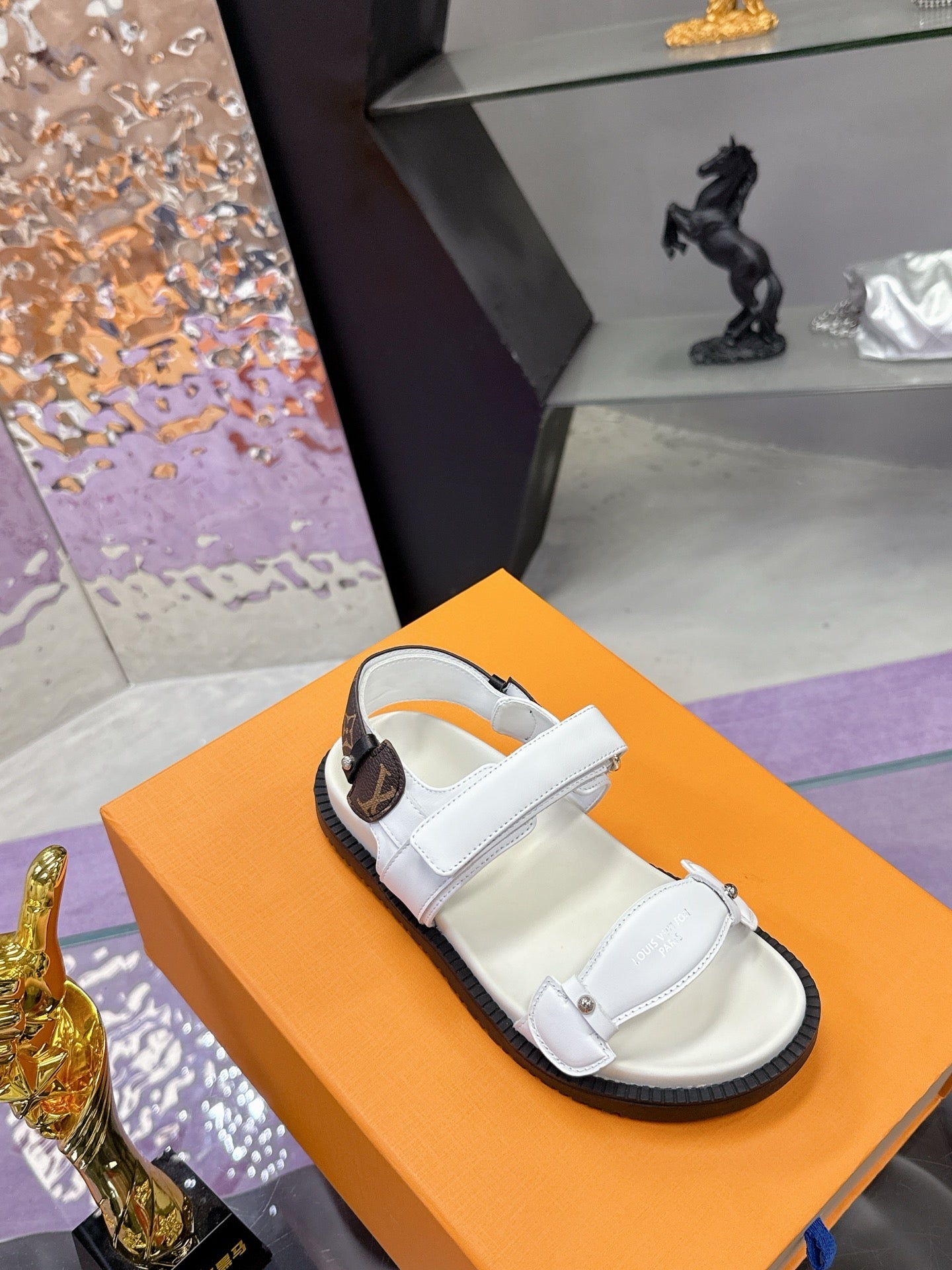 LV 26S SPORT SANDALS IN WHITE AND DARK BROWN CALFSKIN
