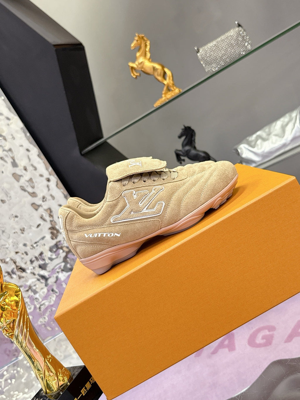 LV 26S FOOTPRINT SOCCER SNEAKERS IN BEIGE SUEDE