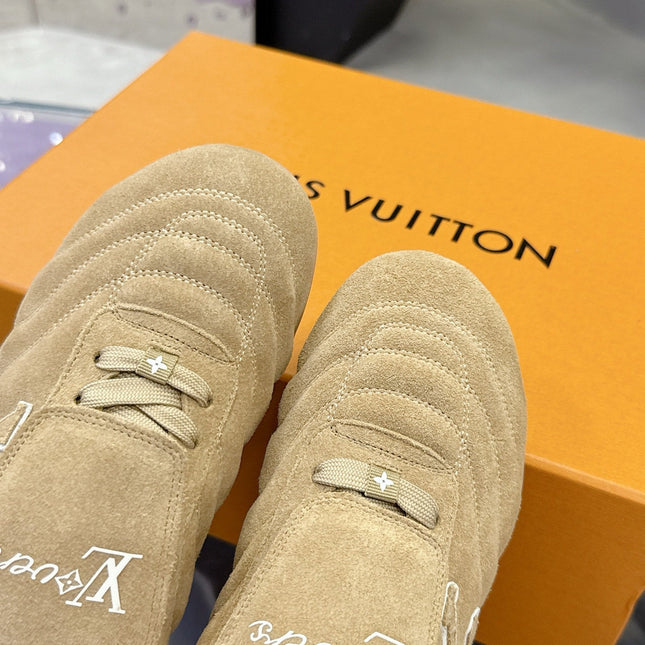 LV 26S FOOTPRINT SOCCER SNEAKERS IN BEIGE SUEDE