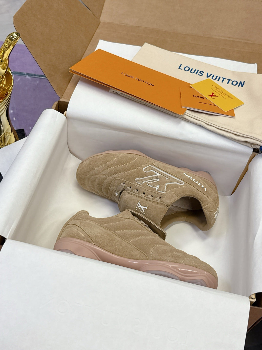 LV 26S FOOTPRINT SOCCER SNEAKERS IN BEIGE SUEDE