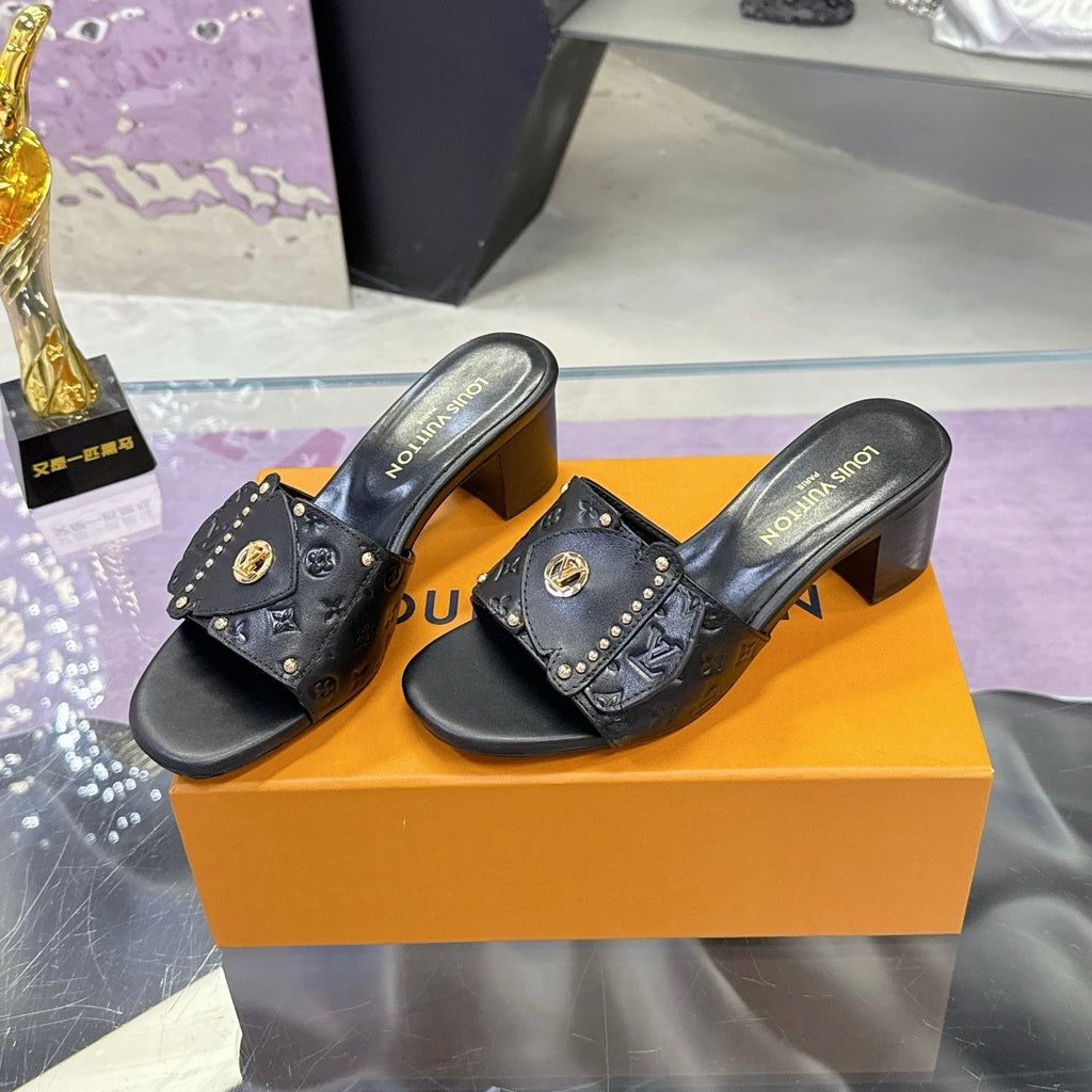 LV 26S BLOCK HEEL MULE SANDALS IN BLACK EMBOSSED CALFSKIN GOLD HARDWARE