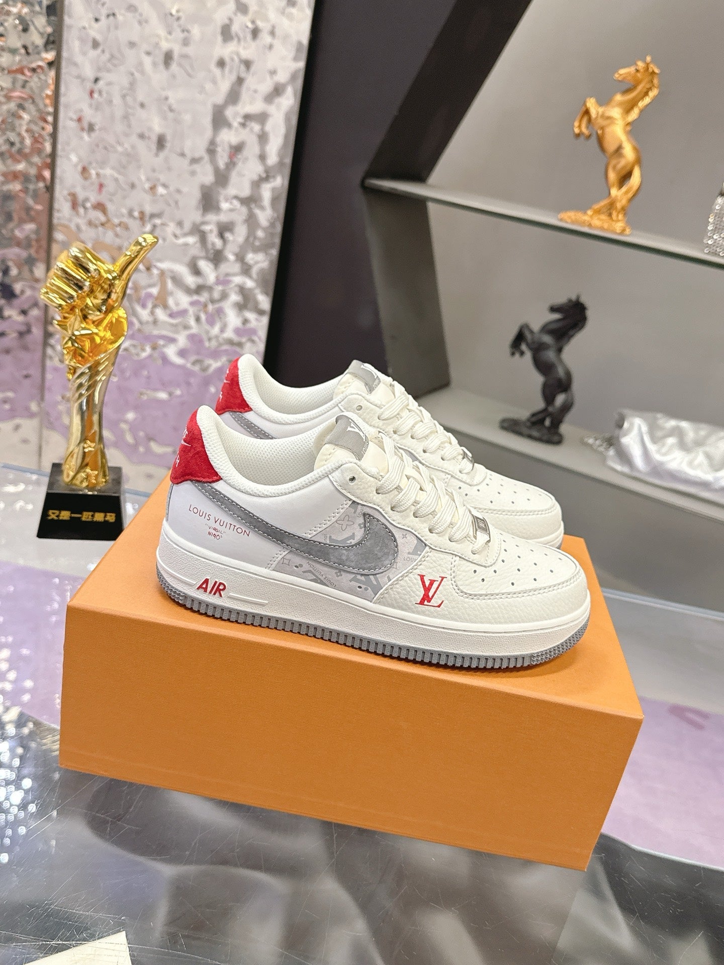 LV 26S DUNK LOW SNEAKERS IN WHITE GREY MONOGRAM SWOOSH CALFSKIN