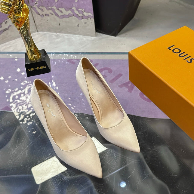 LV 26S POINTED TOE PUMPS 85MM IN NUDE BEIGE SATIN