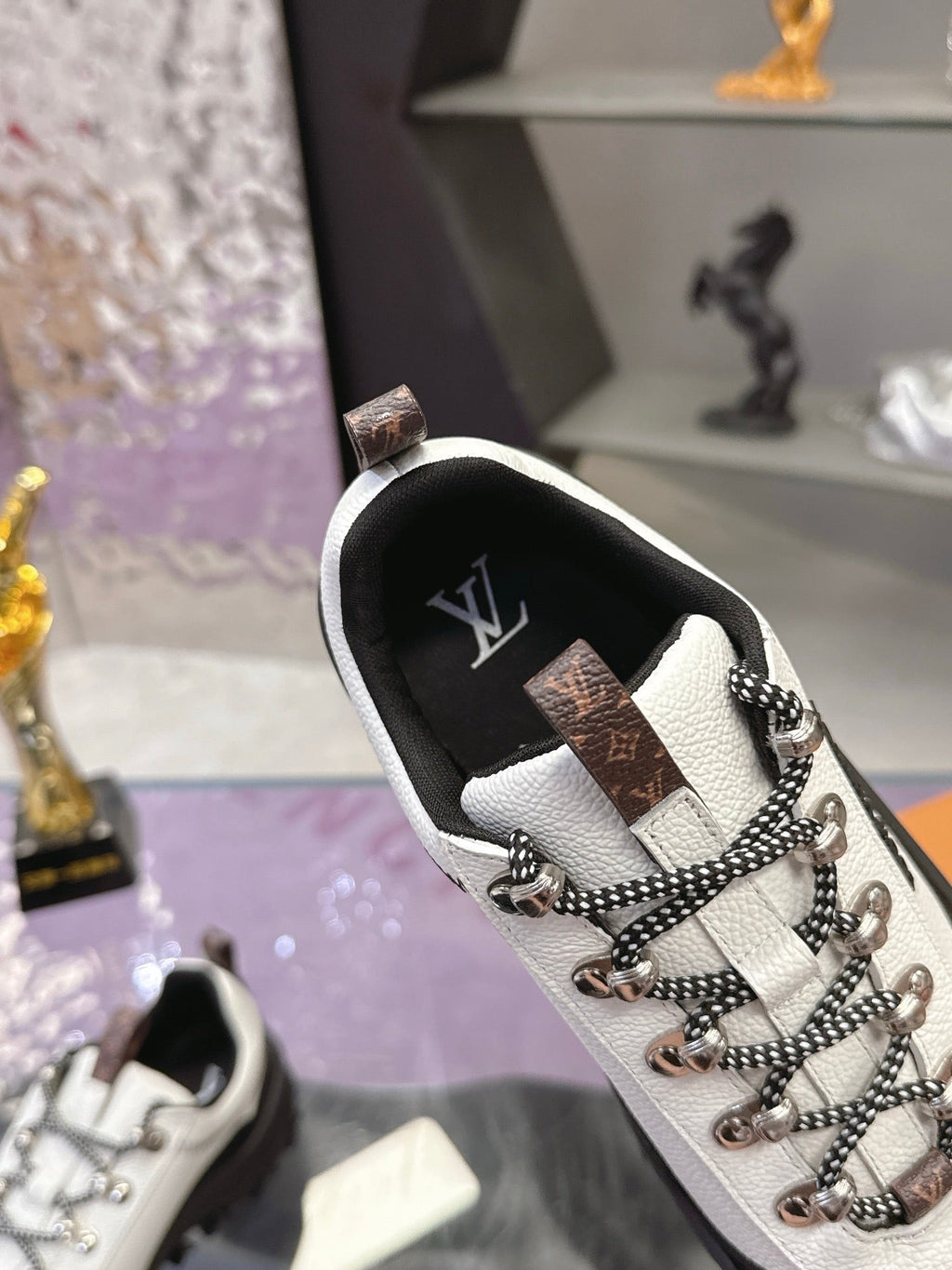 LV 26S RUSH XPLORER SNEAKER IN WHITE BLACK CALFSKIN AND SUEDE