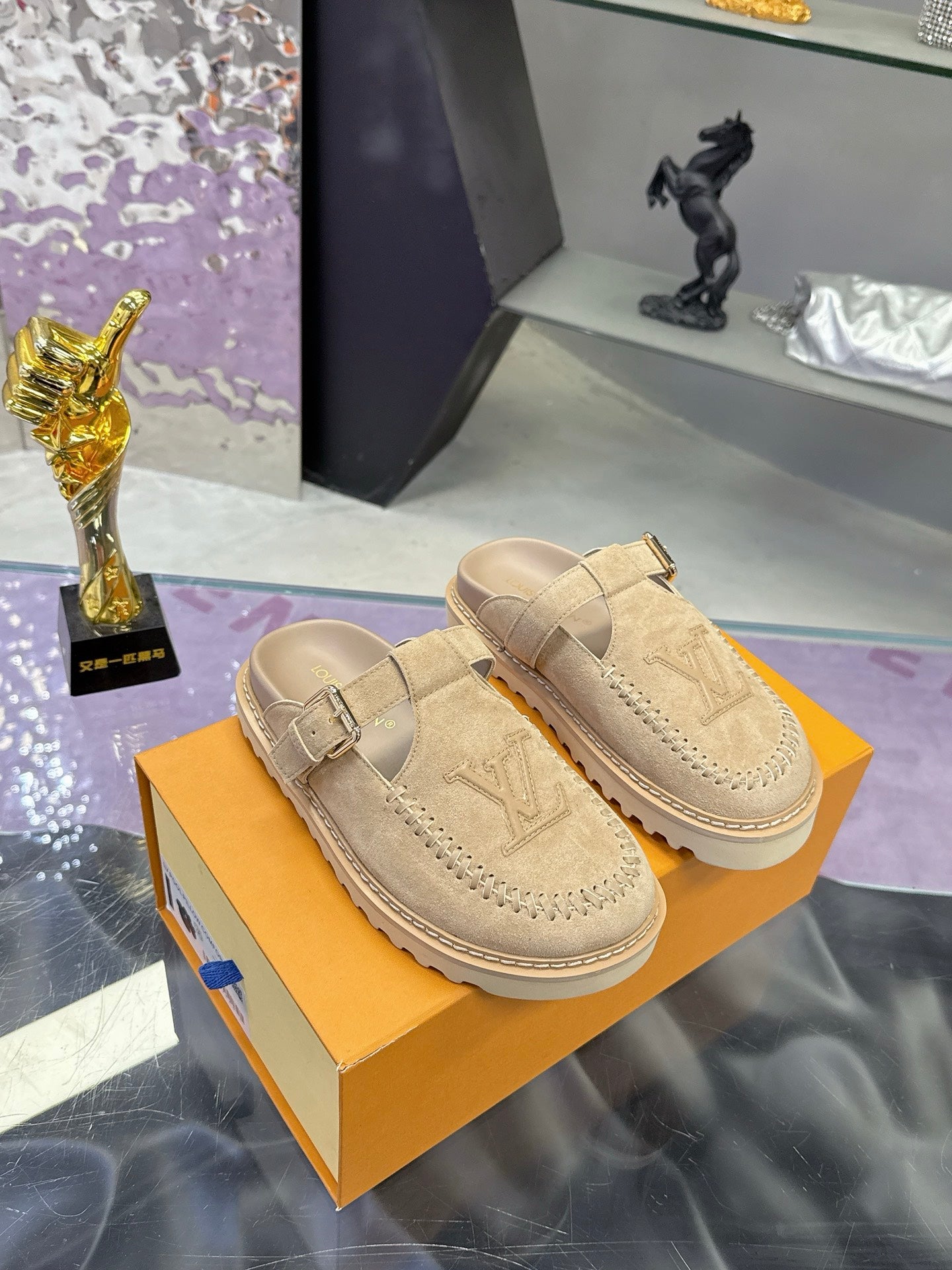 LV 26S MULE SLIDES IN BEIGE SUEDE BUCKLE STRAP
