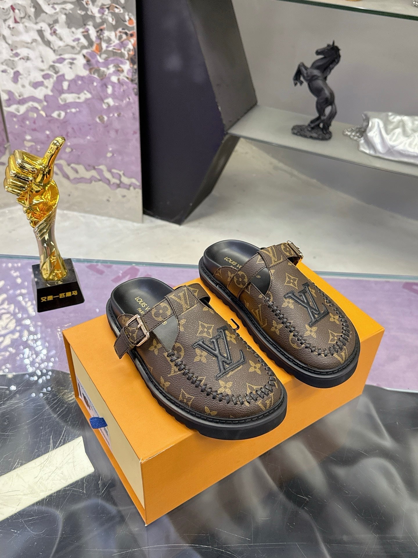 LV 26S MULE SLIDES IN DARK BROWN MONOGRAM CALFSKIN BUCKLE STRAP