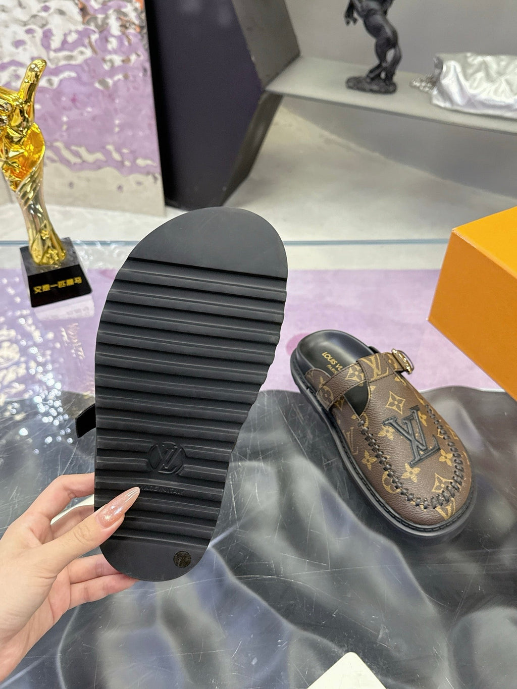 LV 26S MULE SLIDES IN DARK BROWN MONOGRAM CALFSKIN BUCKLE STRAP