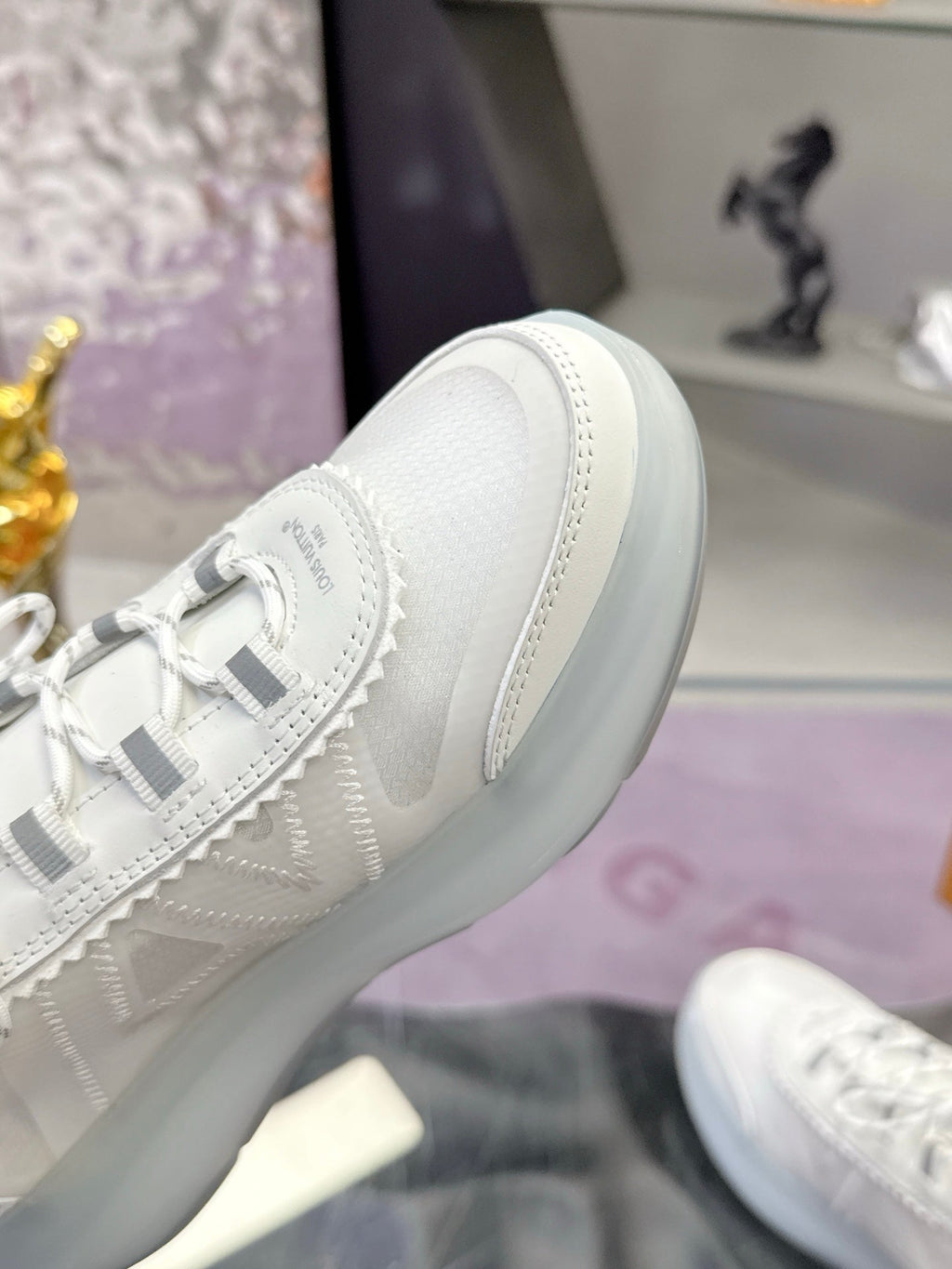 LV 26S SKATE SNEAKERS IN WHITE MESH TRANSLUCENT SOLE