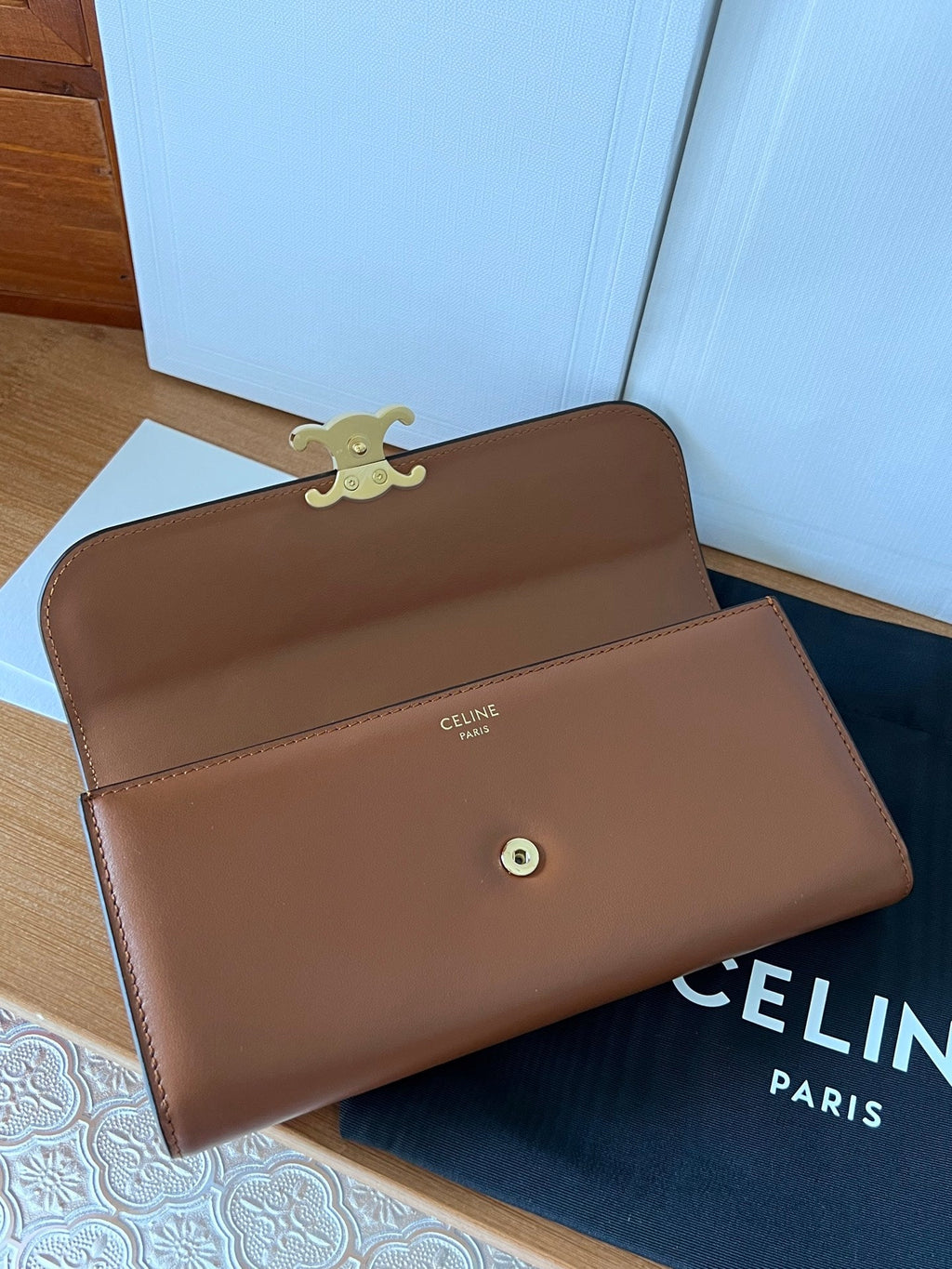TRIOMPHE WALLET 19 IN BROWN CALFSKIN GOLD HARDWARE