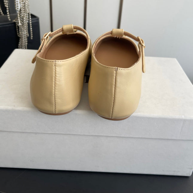 CHLOÉ 26S MARY JANE SHOES IN BEIGE CALFSKIN