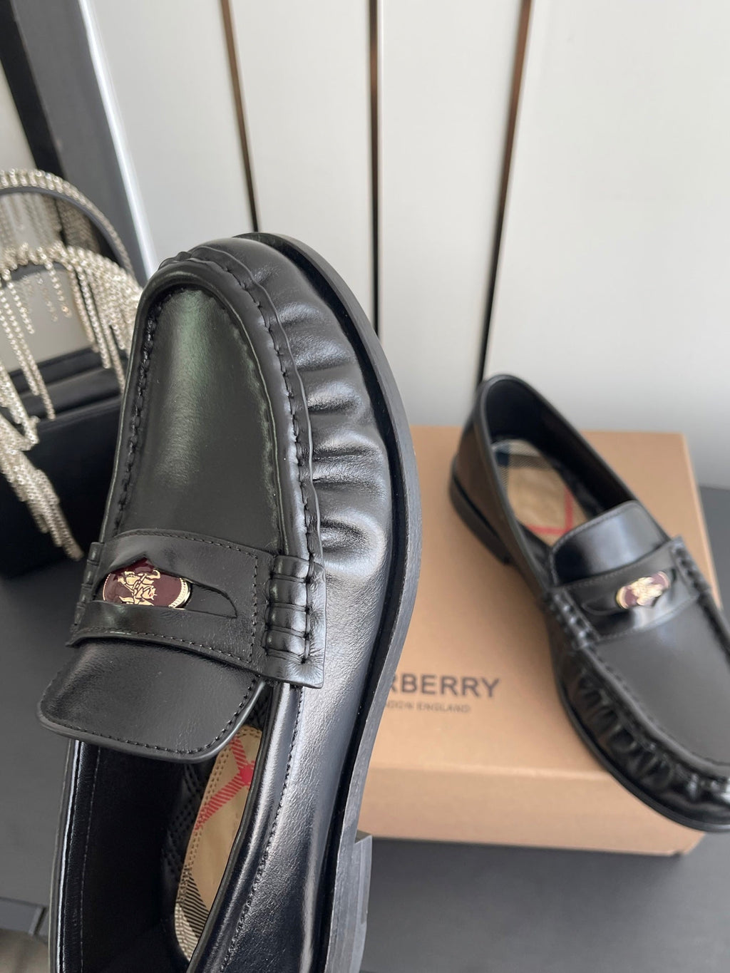BURBERRY 26S LOAFERS IN BLACK CALFSKIN