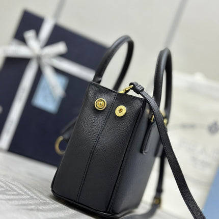 PRADA 25S GALLERIA MEDIUM BAG 20 IN BLACK CALFSKIN GOLD HARDWARE