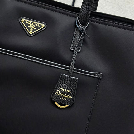 CLASSIC TOTE BAG 43 IN BLACK RE-NYLON FABRIC