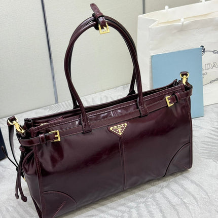 PRADA 25S BONNIE LARGE HANDBAG 38 IN BURGUNDY GLOSSY CALFSKIN GOLD HARDWARE
