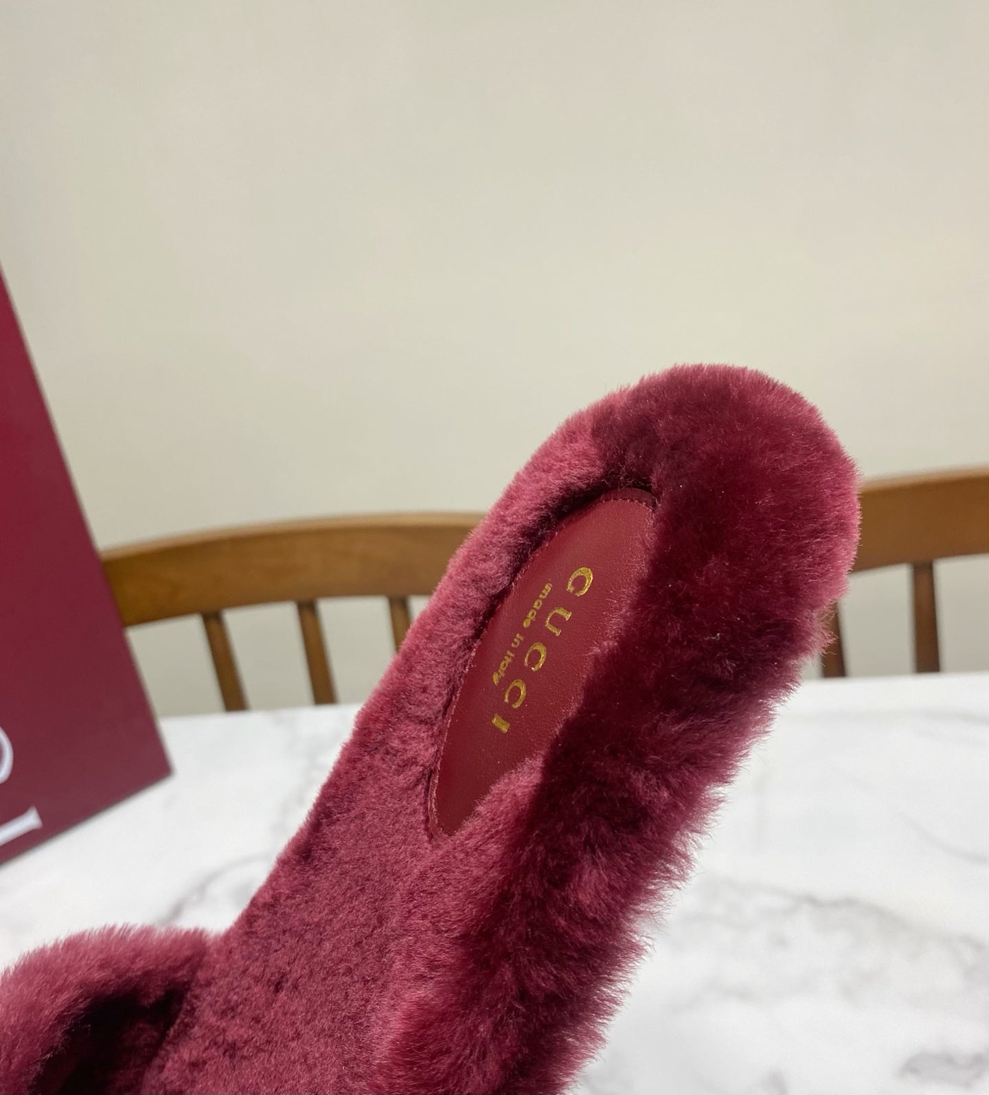 GUCCI 26S HORSEBIT MULES IN DARK RED SHEARLING