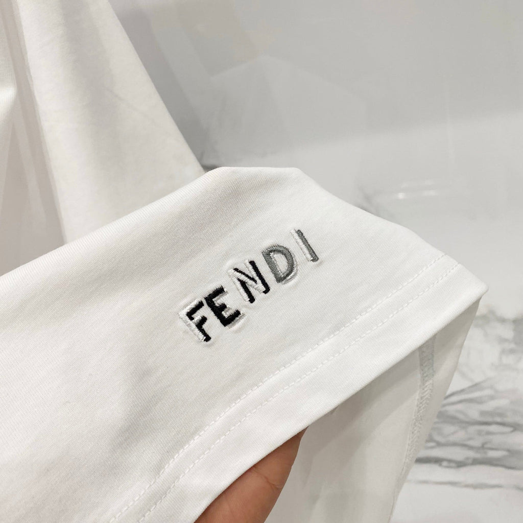 FENDI 26S SHORT SLEEVE T-SHIRT 195