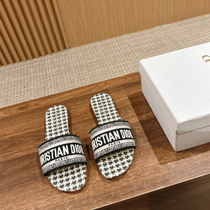 DIOR 26S D-CLUB FLAT SLIDES IN BLACK AND WHITE HOUNDSTOOTH