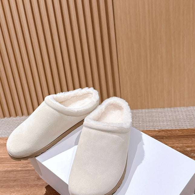 ALO 25S BIRKENSTOCK CLOGS IN CREAM WHITE SUEDE