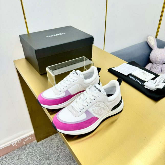 CLASSIC TRAINER IN GREY MIX BRIGHT PINK MERCERIZED VELVET