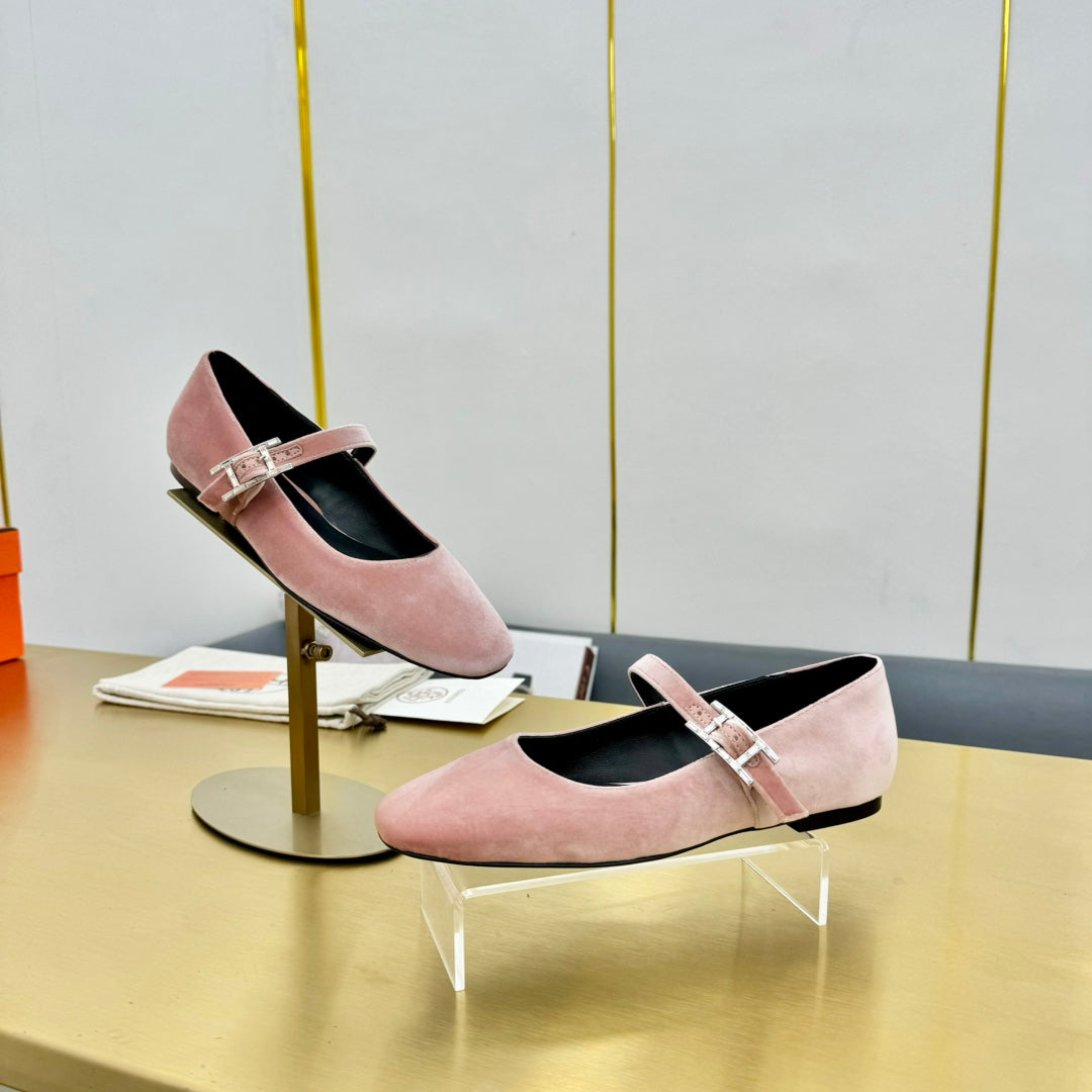 HM BALLET FLATS IN LIGHT PINK SUEDE