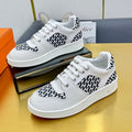 FREE SNEAKER IN WHITE CALFSKIN AND "H EN BIAIS" BLACK CANVAS