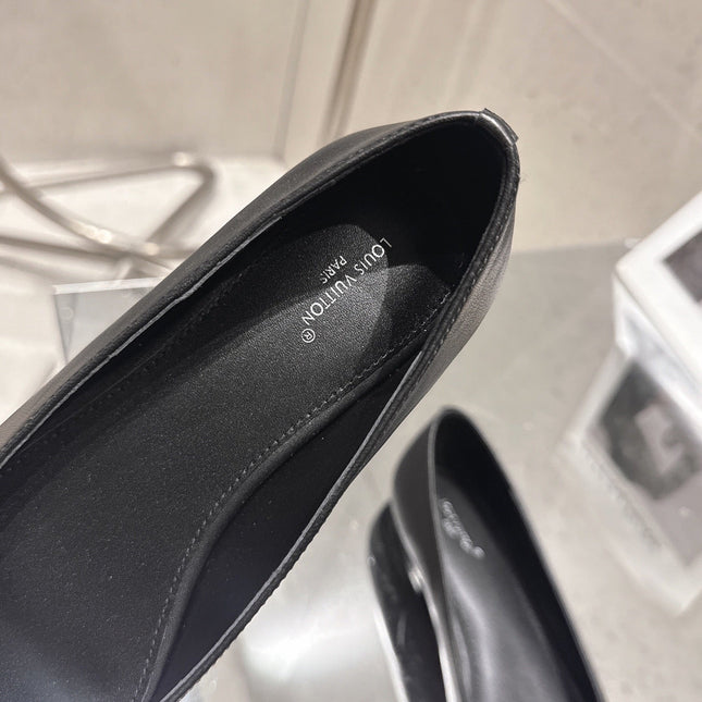LV 26S POINTED TOE BALLET FLATS IN BLACK CALFSKIN