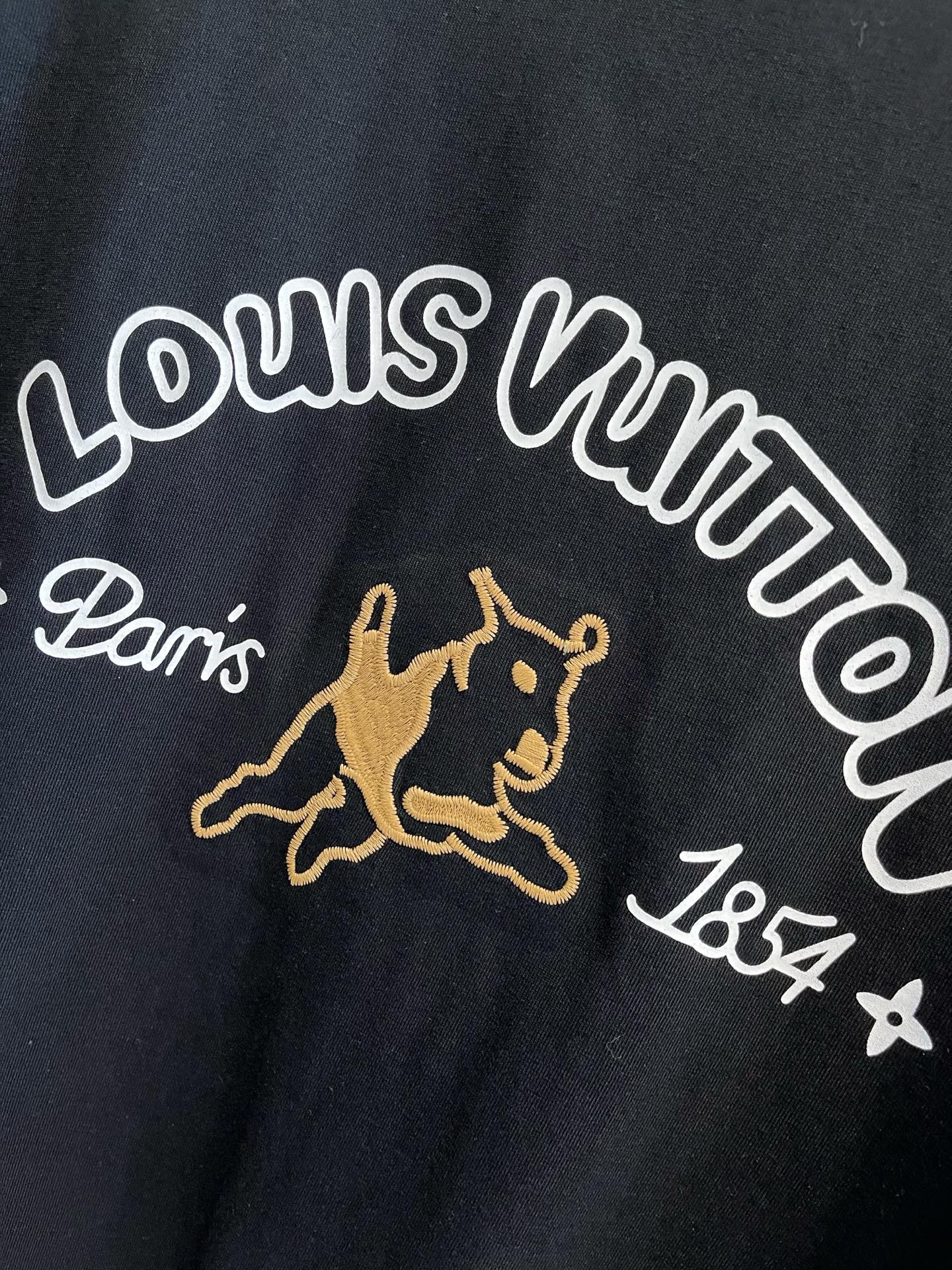LV T-SHIRT IN BLACK COTTON LOGO PRINT 238866