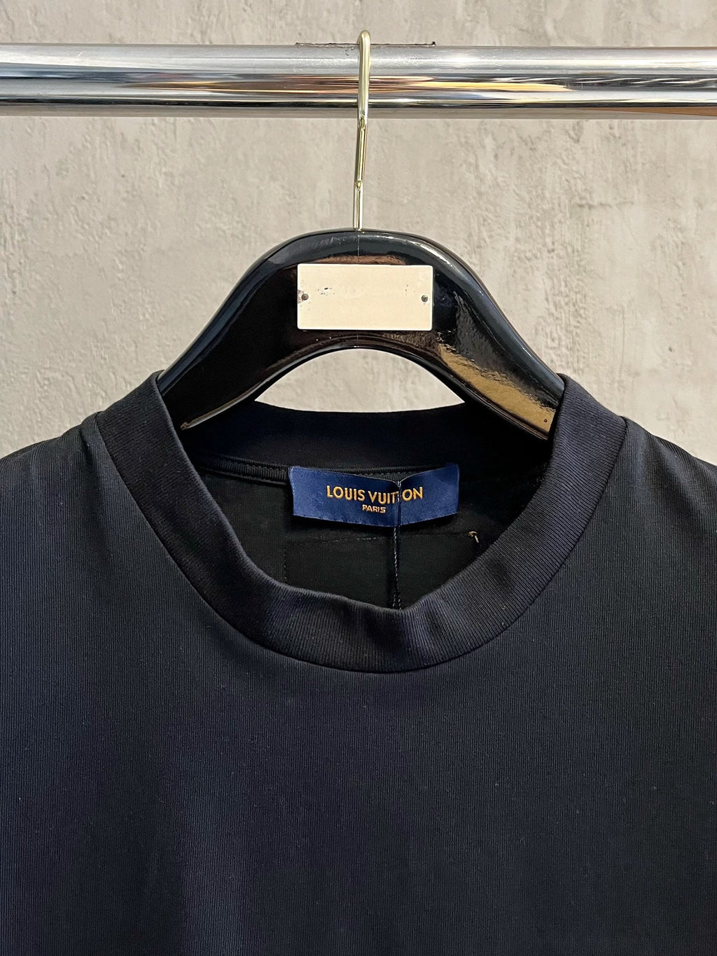 LV BLACK COTTON T-SHIRT EMBROIDERED LOGO 238862