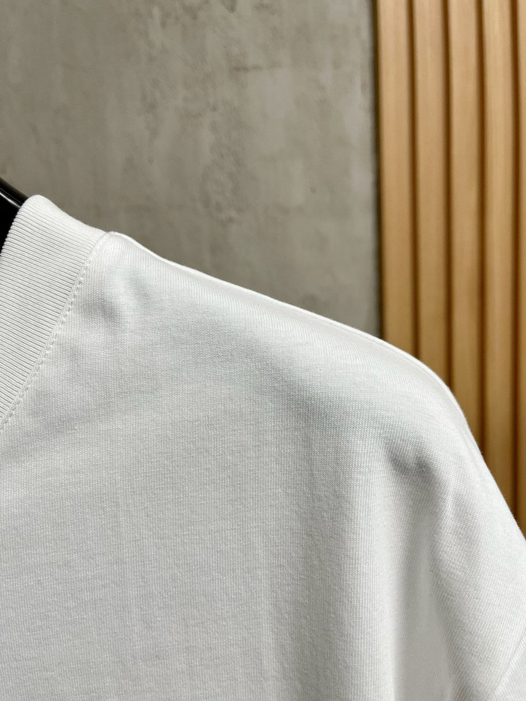 LV T-SHIRT IN WHITE COTTON 238863