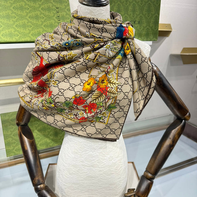 GUCCI 25S SCARF 140 IN CASHMERE 636341