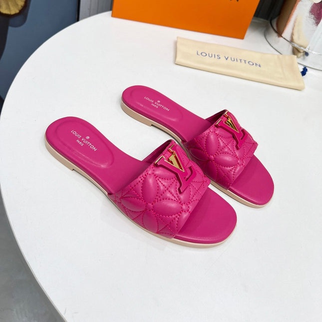 LV 26S MARE FLAT MULES IN PINK CALFSKIN