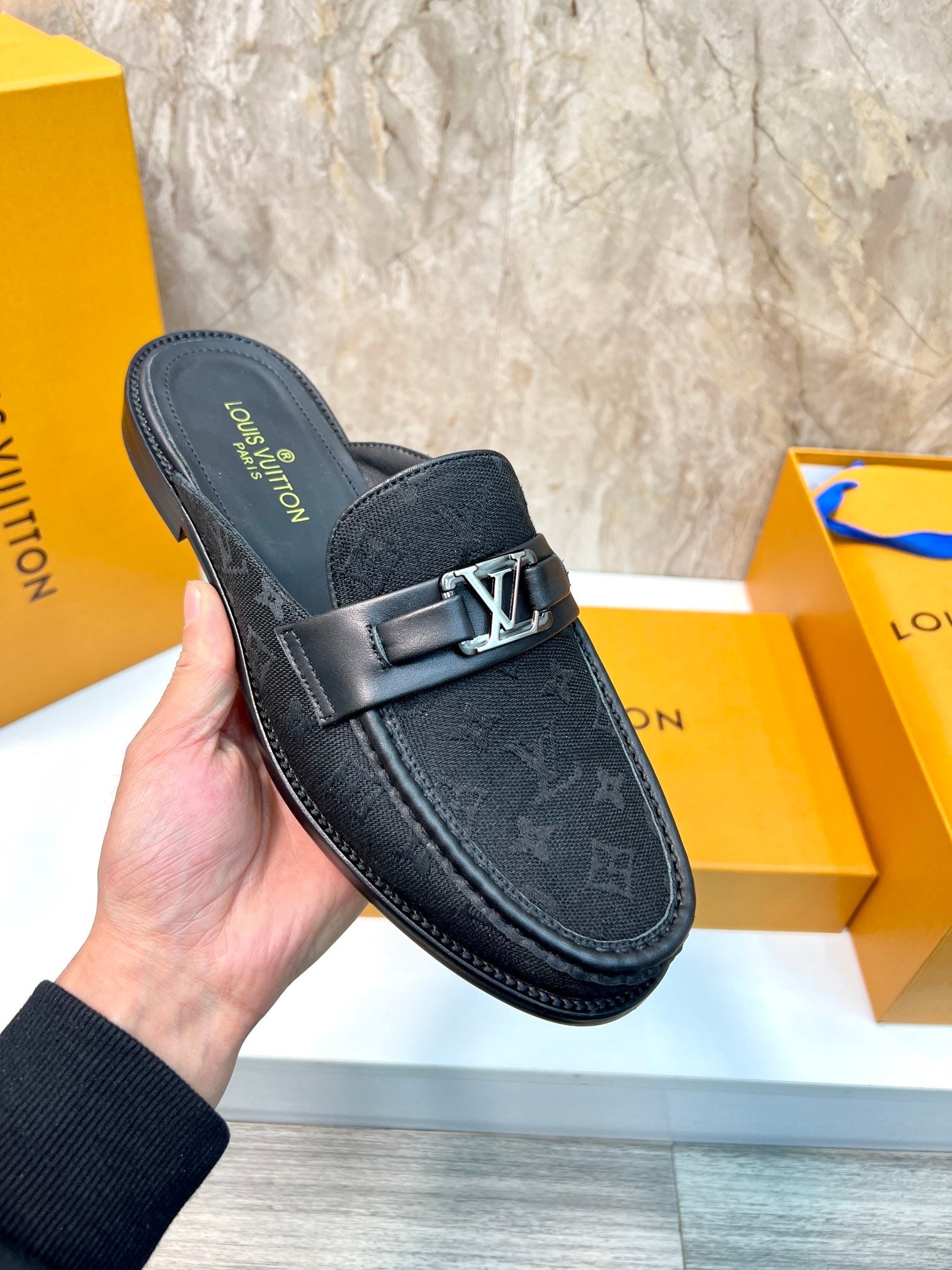 LV EASY MULE BLACK MONOGRAM CANVAS