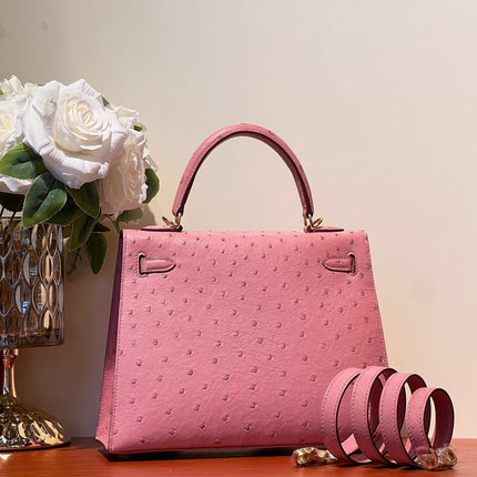KELLY SELLIER 25 BAG IN SALMON PINK OSTRICH LEATHER WITH GOLD HARDWARE