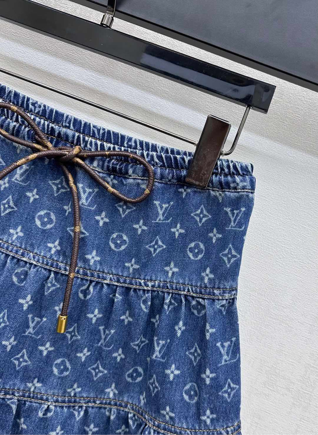 LV DENIM SKIRT WITH LOGO PRINT 274802