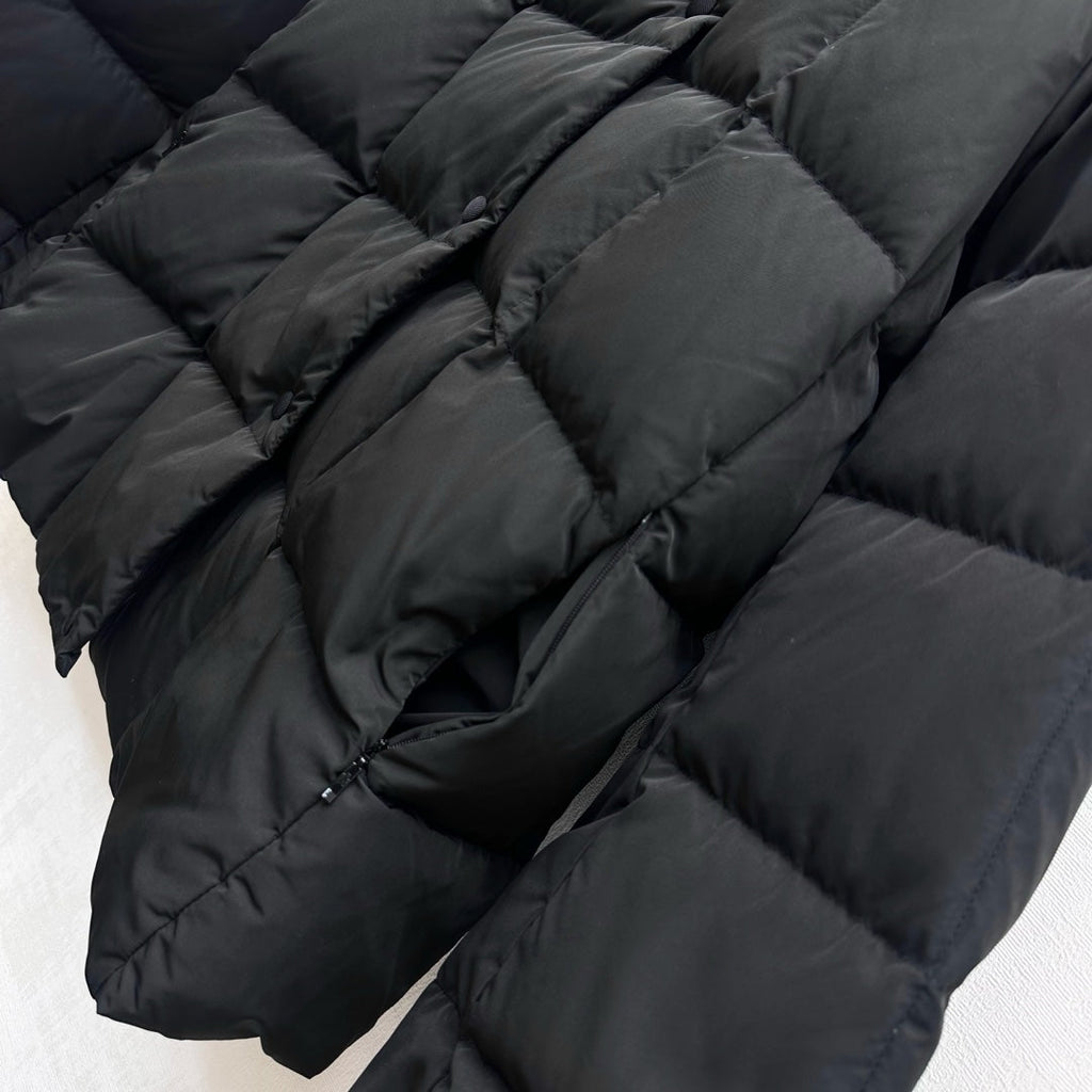 MONCLER 25S JACKET IN BLACK 089