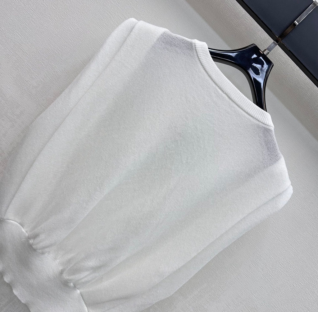 PRADA 26S SLEEVELESS SWEATER STYLE 923
