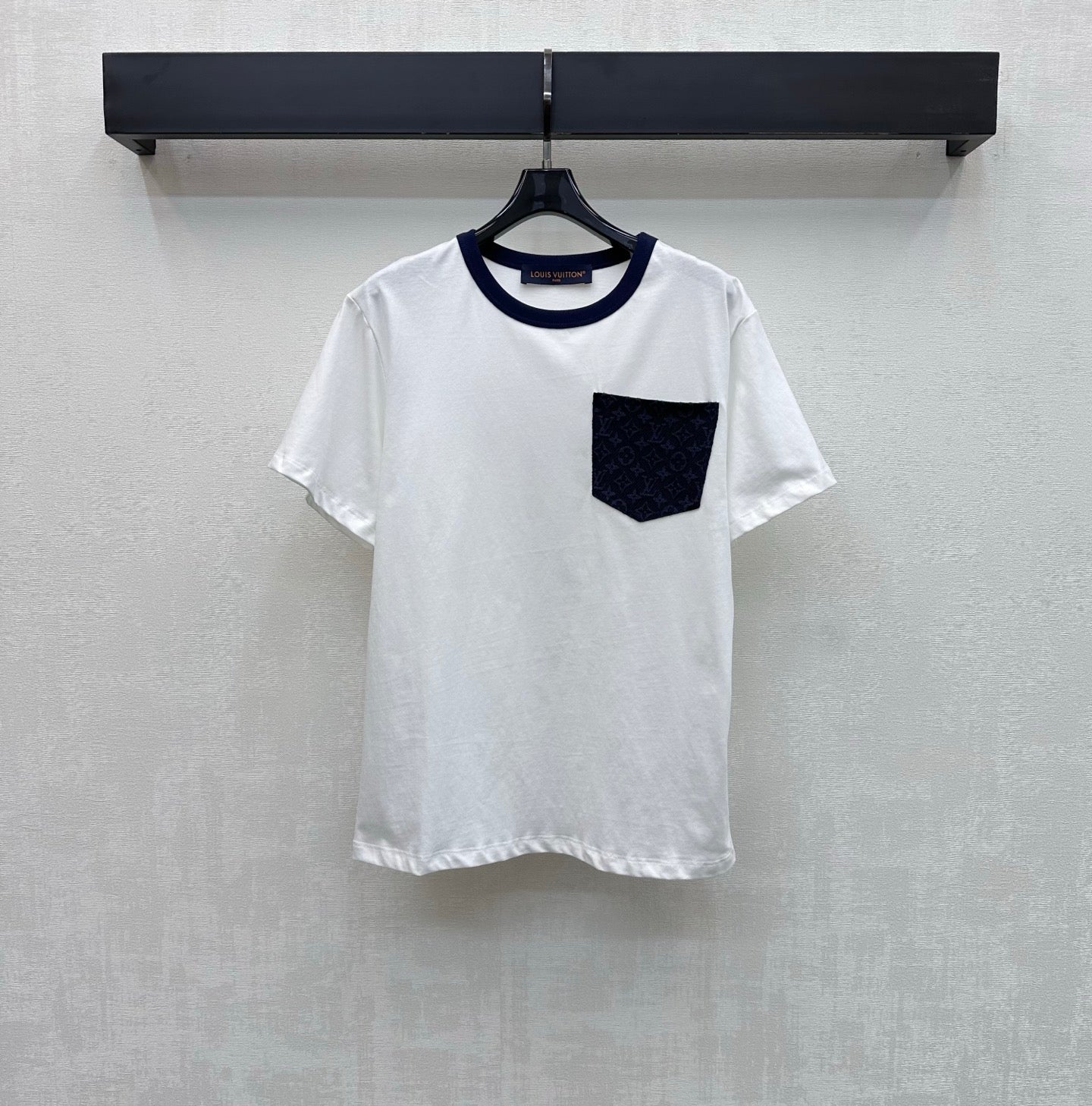 LV 26S T-SHIRT STYLE 218