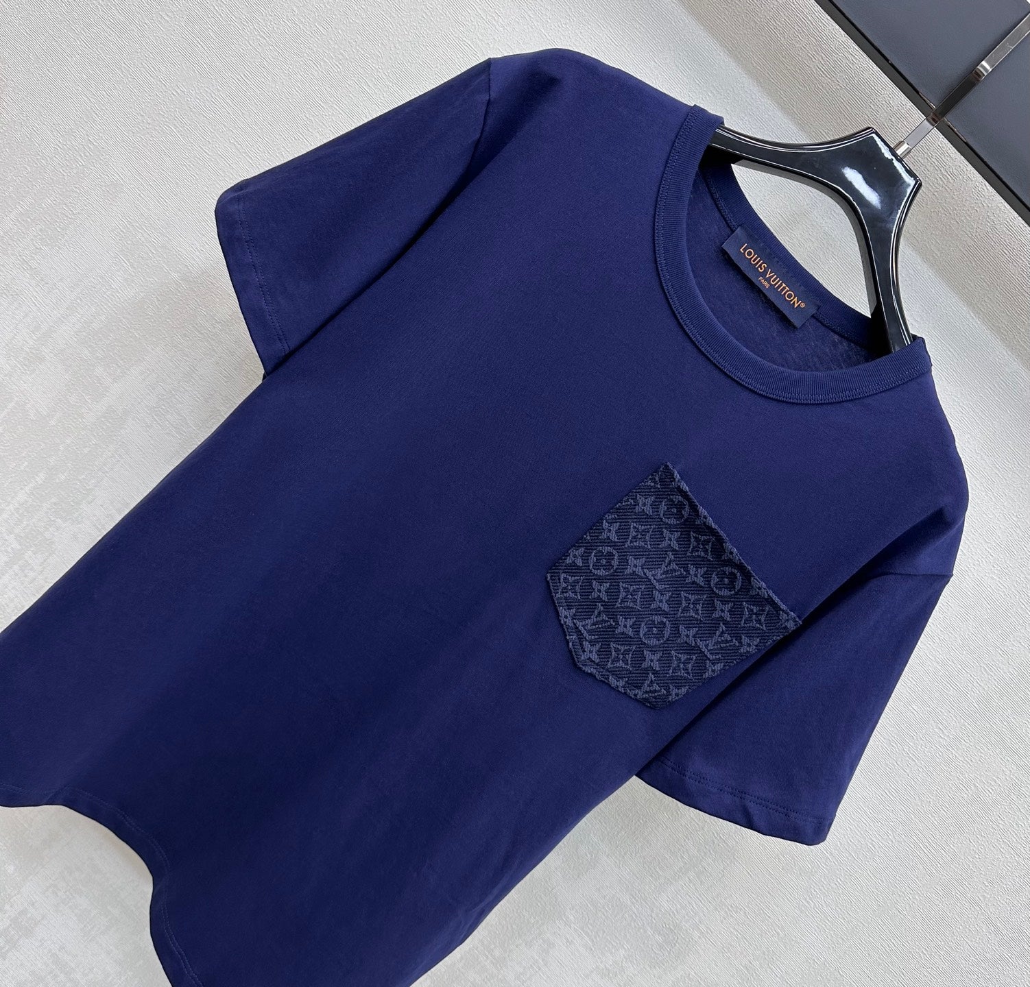 LV 26S T-SHIRT STYLE 217