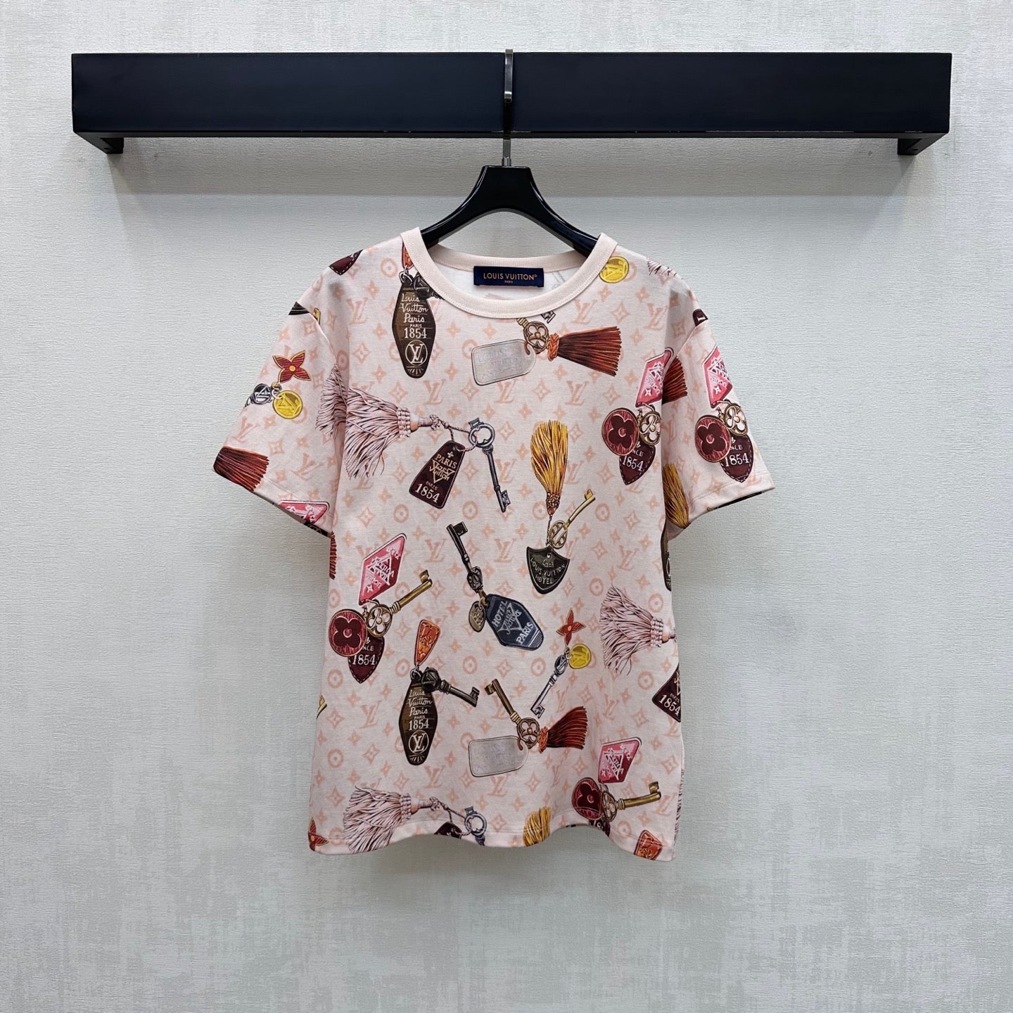 LV 26S T-SHIRT STYLE 176