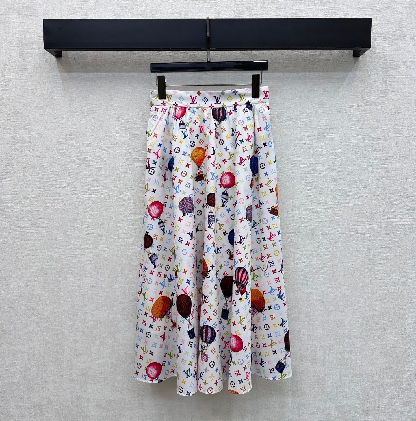 LV 26S SKIRT STYLE 185