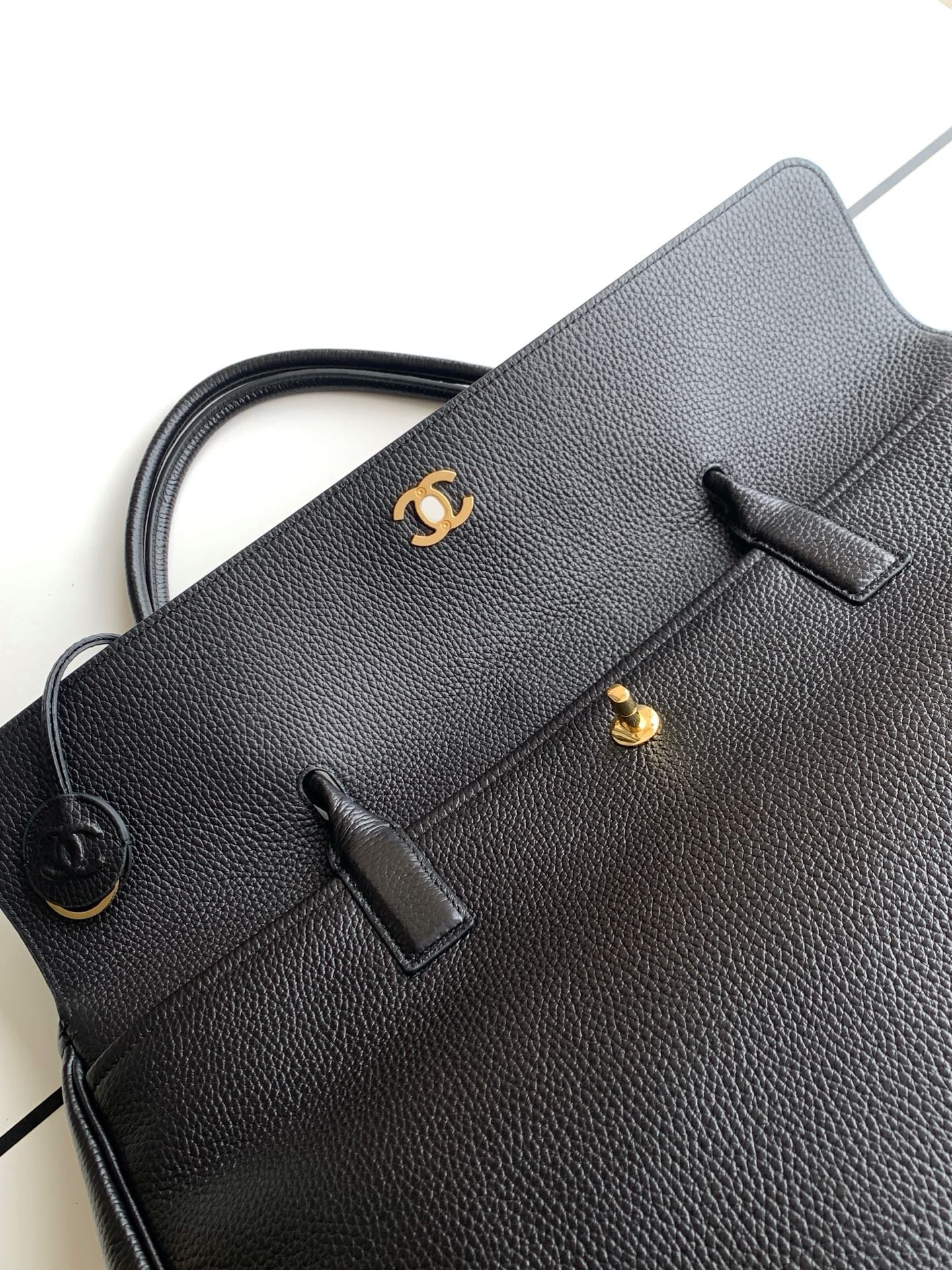 CHANEL 26S LARGE SHOPPING TOTE BAG 42 IN BLACK GRAINED CALFSKIN