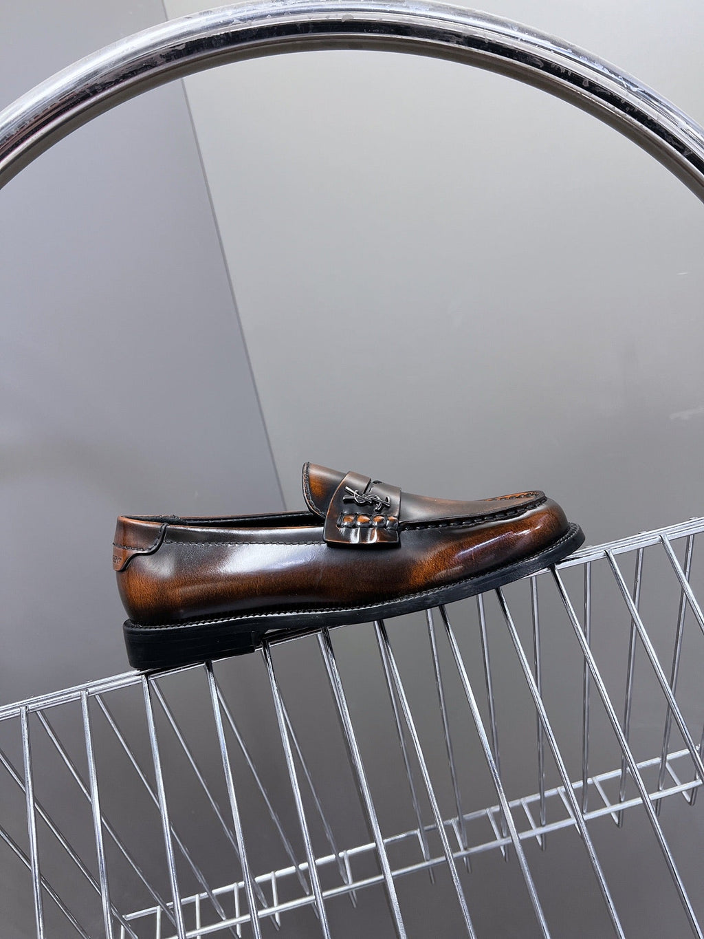 YSL 25S SAINT LAURENT LOAFERS IN TORTOISESHELL BROWN GLOSSY CALFSKIN