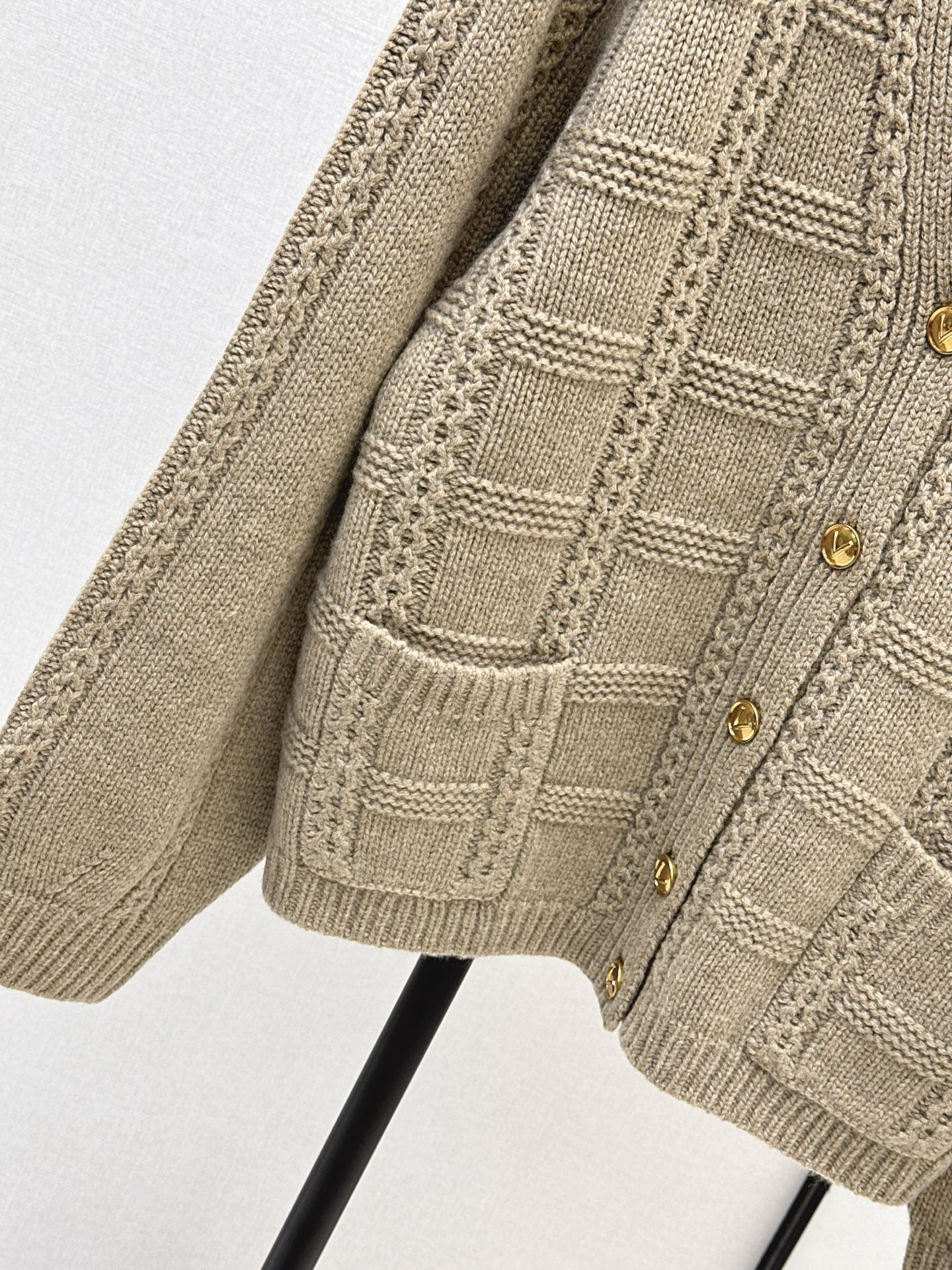 VALENTINO 26S CARDIGAN STYLE 70