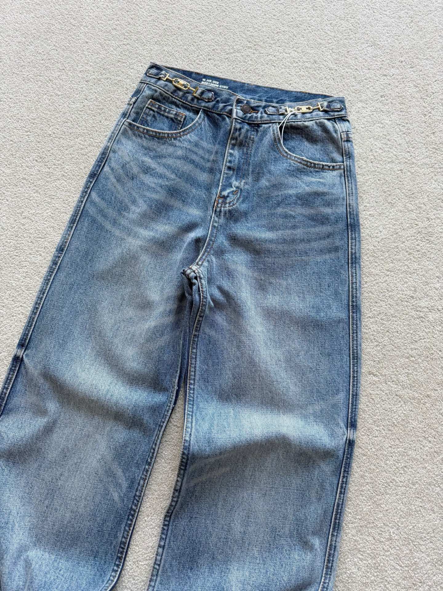 CELINE 26S JEANS 172