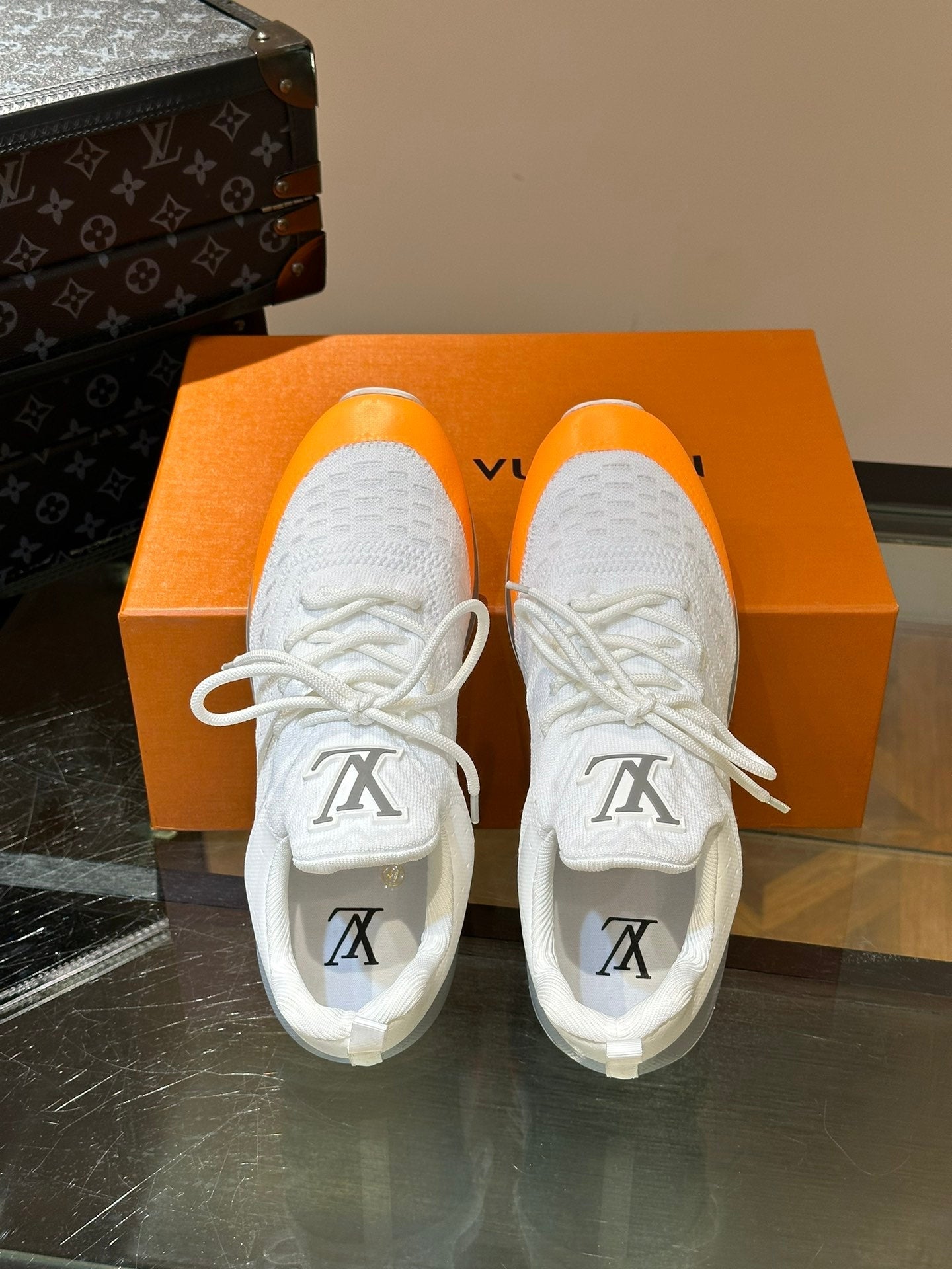 LV SNEAKERS IN GREY MIX WHITE MIX ORANGE CALFSKIN AND FABRIC BREATHABLE