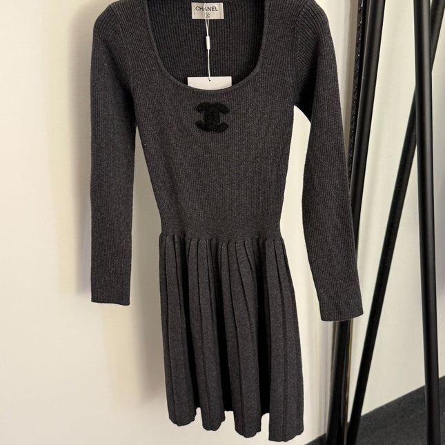 CHANEL 26S KNIT DRESS 885
