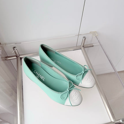 CHANEL 26S BALLET FLATS IN MINT GREEN CALFSKIN WITH WHITE TOE CAP AND BOW