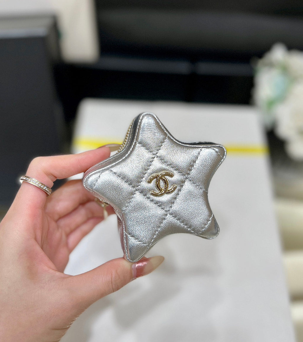 25S CHANEL STAR SILVER 23 IN METALLIC SILVER CALFSKIN