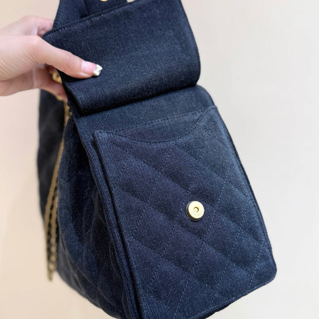 CC 25 HANDBAG 40 IN DARK BLUE DENIM GOLD HARDWARE